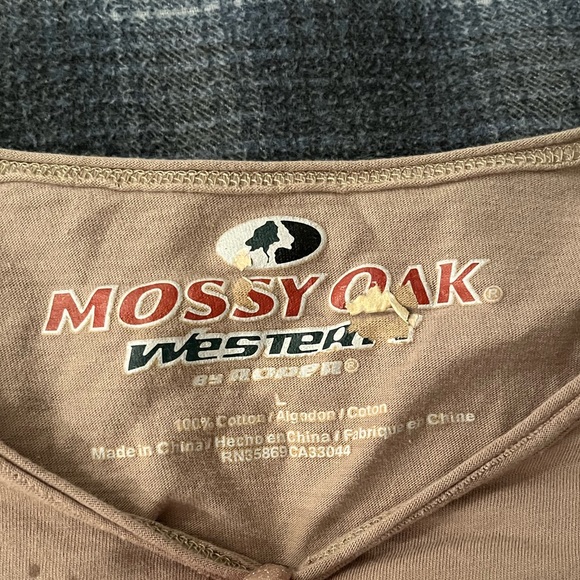 MOSSY OAK Western By Roper Vintage Love Sleeve Tee - Picture 2 of 2